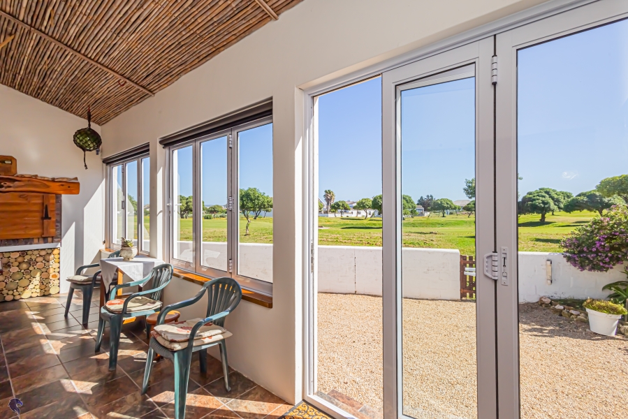 3 Bedroom Property for Sale in Country Club Western Cape